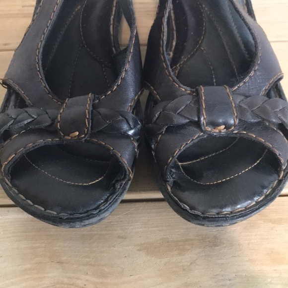 BORN Enga dark brown front woven block heel sling back sandals size 8 - Picture 5 of 10